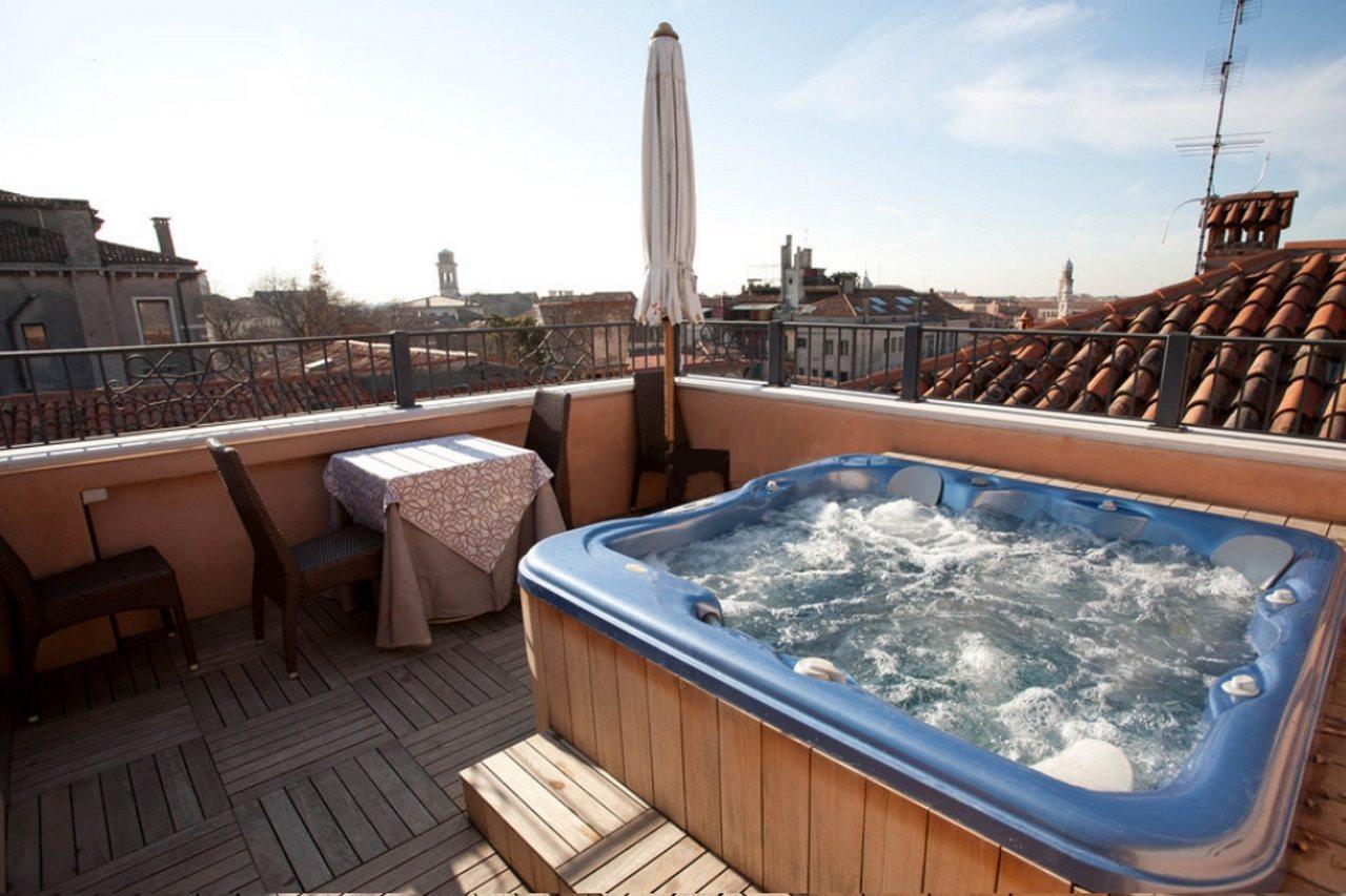 Hotel Palazzo Stern Venedik Dış mekan fotoğraf